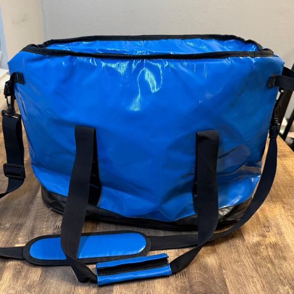 Subaru Official Gear Ambassador Zipper Cooler Insulated Bag w/Strap Blue Black - Picture 10 of 10